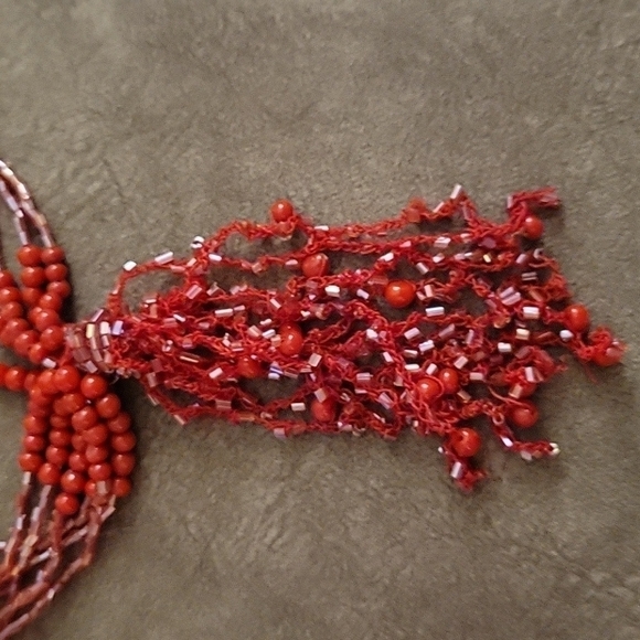 3/$30 NU FREEDOM Coral Red Multi-strand Torsade Glass Beaded Holiday Necklace - Picture 4 of 9